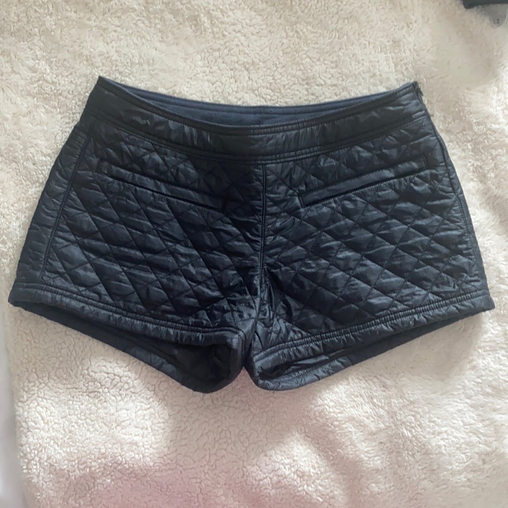 Athleta black quilted shorts